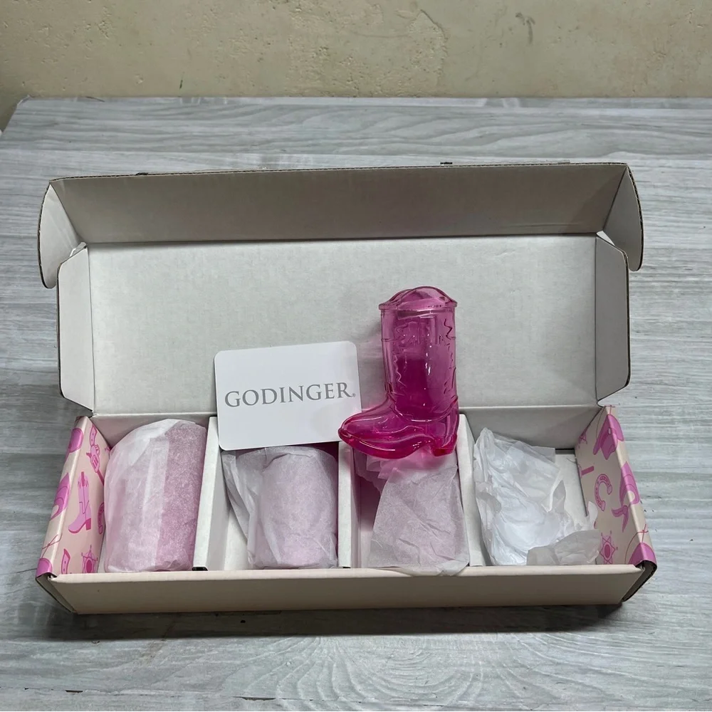 Godinger Pink Glass Western Cowgirl Boot Shot Glasses Set of 4 New